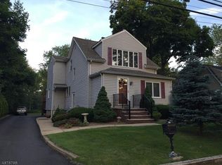 12 Millbrook Rd, New Vernon, NJ 07976