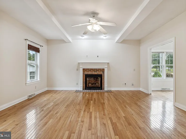 9818 Lyons Mill Rd — Photo 17