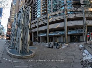750 Bay St #3101, Toronto, ON M5G1N6