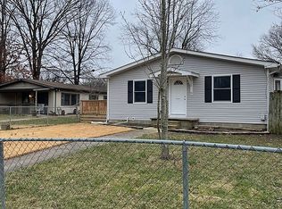 209 Montgomery St, Troy, IL