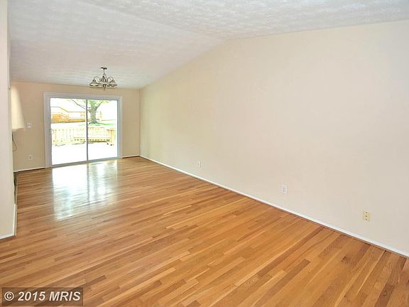5th image of 13017 Farthingale Dr
