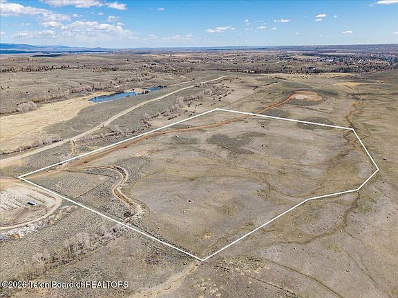 4th image of Willow Lake Rd Tract 1