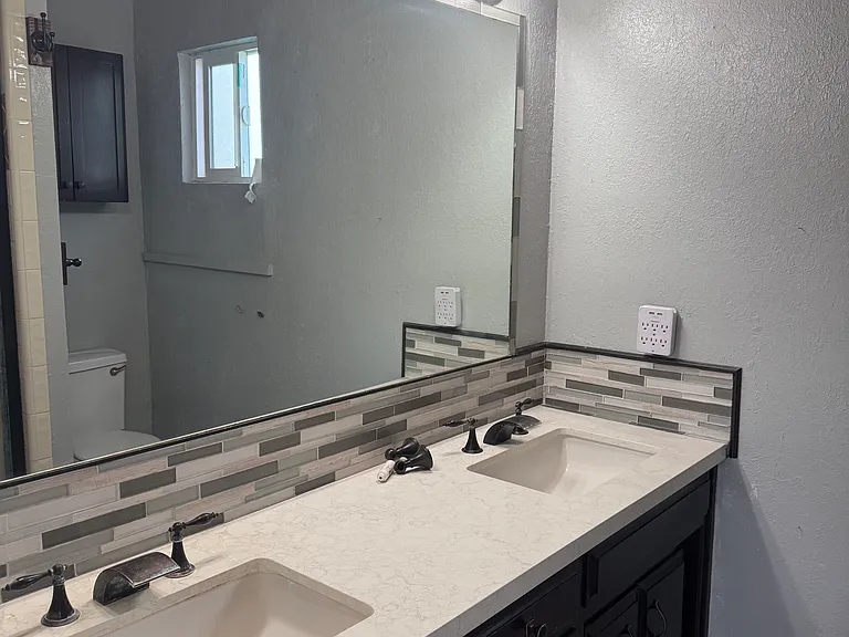 4859 Stuart Dr — Photo 2