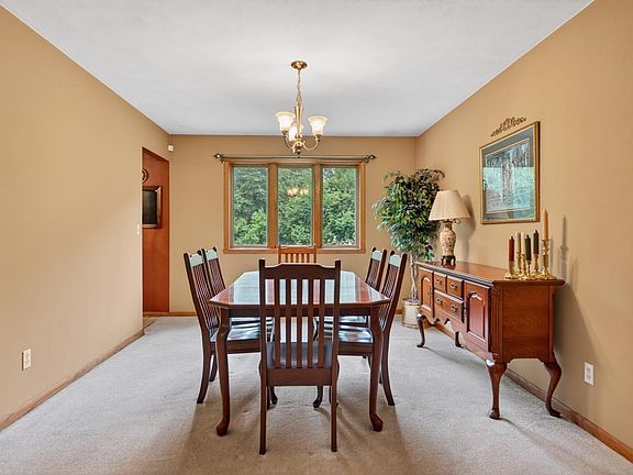 5th image of 2802 English Ln