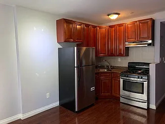 Rented by Salon Realty Corp