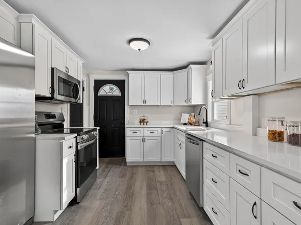 48 Jackson Street, Laconia, NH 03246