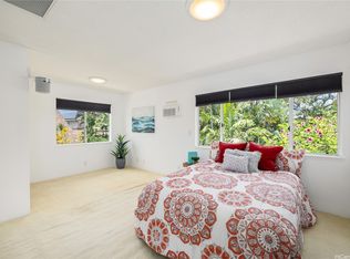 91-220 Ihee Pl, Kapolei, HI 96707