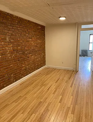 Rented by Metripol Corporation | media 9