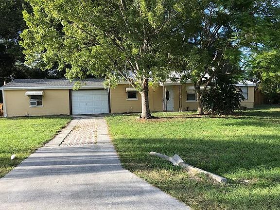 3rd image of 4655 Lavonne Ave