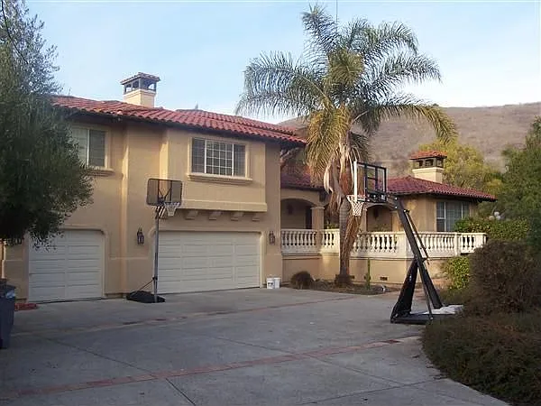 3675 Valley Ridge Ln photo 1