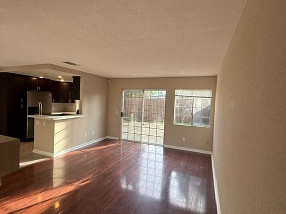 2nd image of 1465 E Lexington Ave Unit 8C