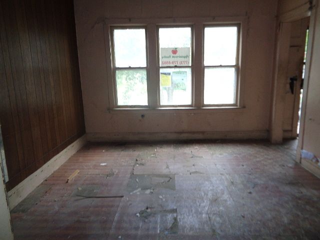 2nd image of 7341 S Marshfield Ave
