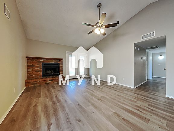 4th image of 8526 W Diana Ave