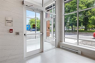 4th image of 177 Armstrong St #2A