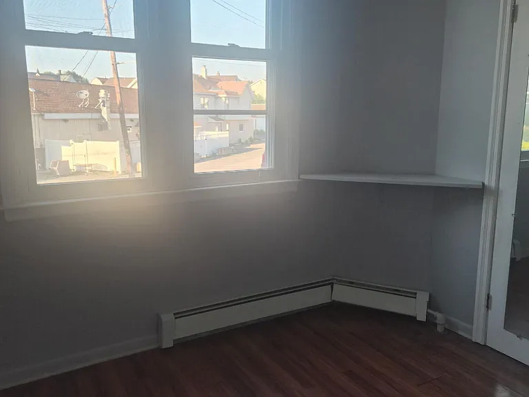 200 Chestnut St — Photo 11