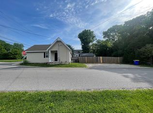 1418 Smallhouse Rd, Bowling Green, KY 42104