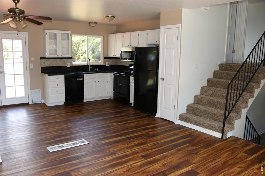400 Goldeneye Dr