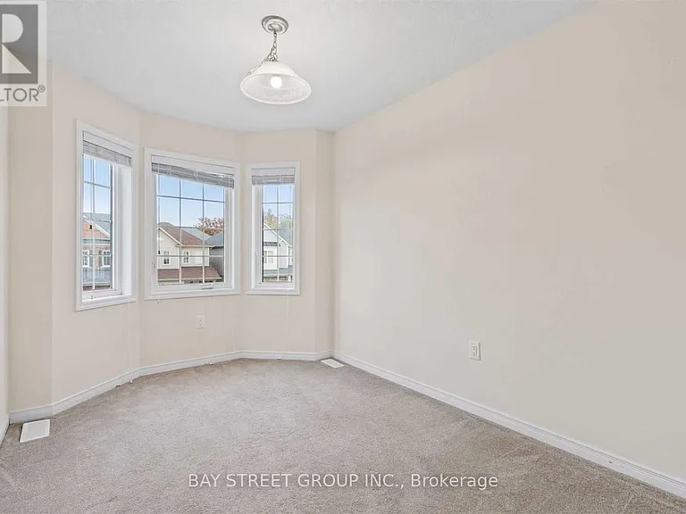 7735 Shadbush Ln — Photo 5