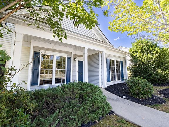 2nd image of 118 Heritage Place Dr