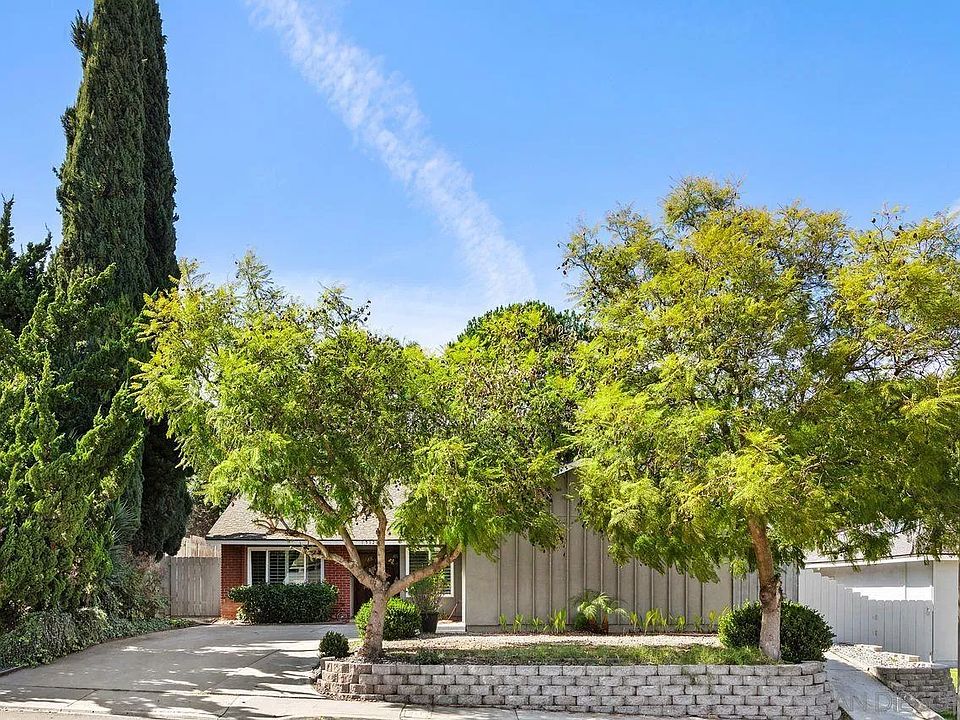 1st image of 15120 Andorra Way