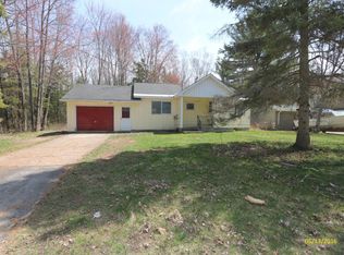 2521 Oriole Blvd, Sault Sainte Marie, MI 49783