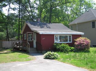 19 Rock Ave, Hudson, MA 01749