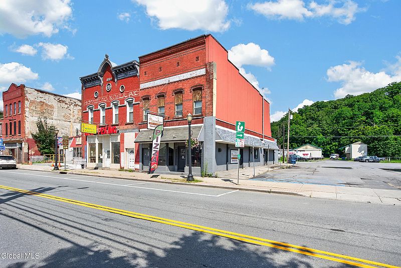 2nd image of 22 W Main Street