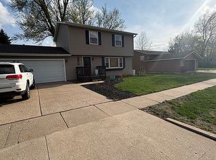 134 Riverview Dr, Albany, IL 61230