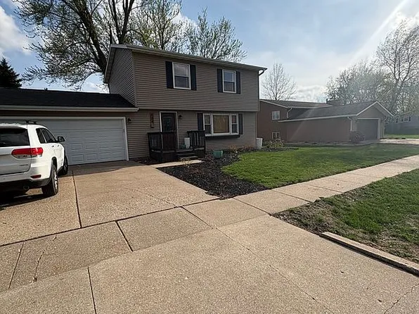 134 Riverview Dr, Albany, IL 61230