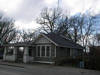 1st image of 225 Sampson Ave