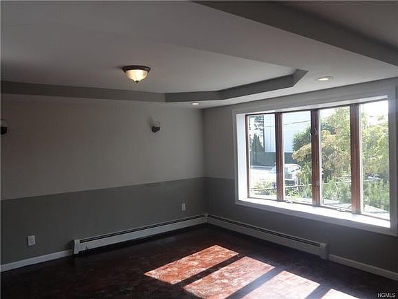 2nd image of 522 Reynolds Ave