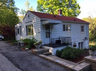 W278S8520 Hartwig Ct, Mukwonago, WI 53149