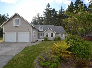 813 Madeline St, Port Angeles, WA 98363