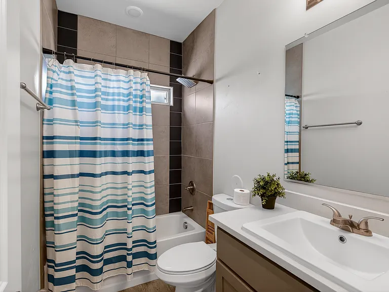 930 Bicknor Pl — Photo 8