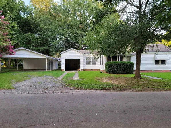 900 N 5th St, Mc Gehee, AR 71654