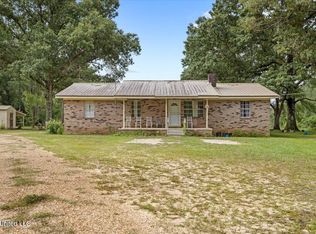 446 Snider Rd, Brooklyn, MS 39425