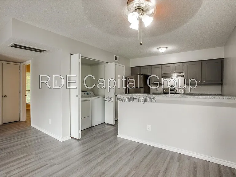 1939 Cranford Dr #102 — Photo 12