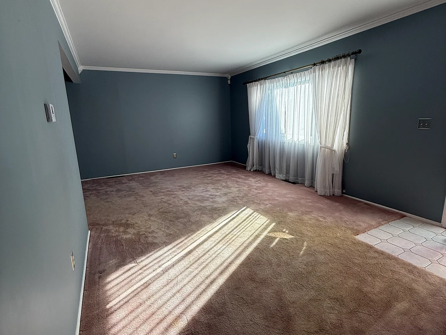 3 bed, 1.5 bath, $1,575 — Photo 2