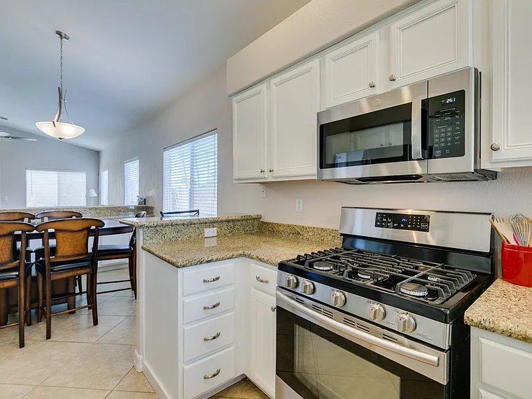 489 First Light St — Photo 23