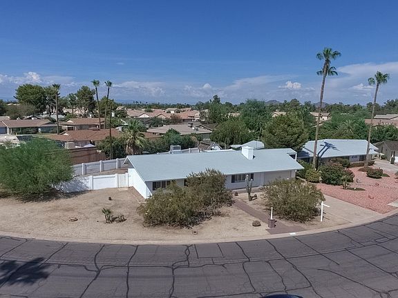 5th image of 8229 N 57th Dr