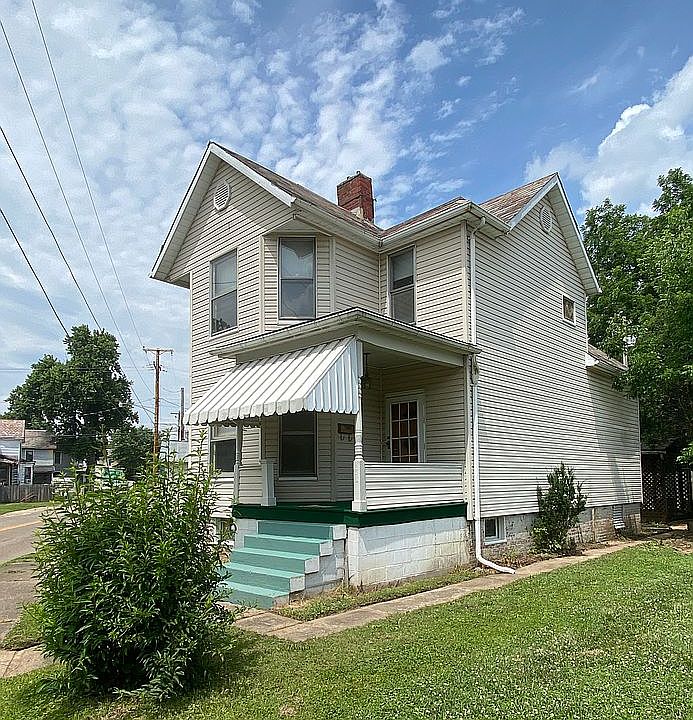 1st image of 834 Front St