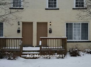 59 Whitfield St, Pontiac, MI 48342