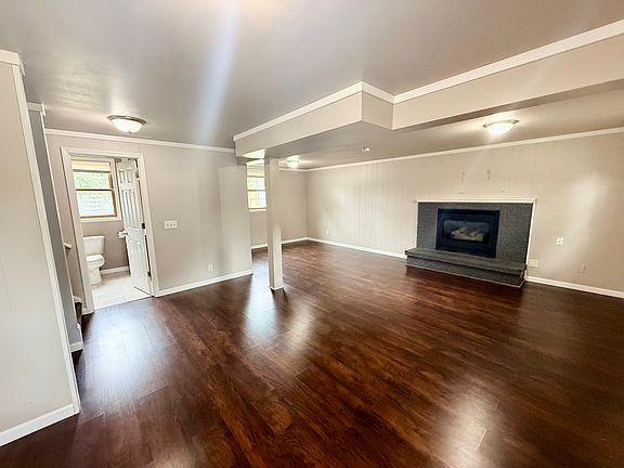 4th image of 2062 Quartz Ln
