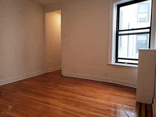 Rented by Hillel Realty Group | media 3