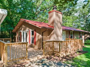 66 Lundy Ln, Waynesville, NC 28786