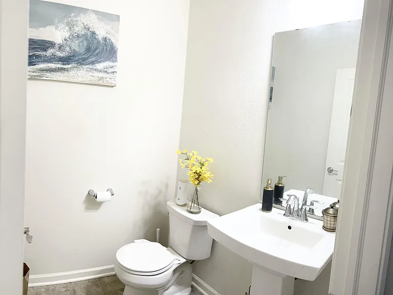 W223N4537 Boxleaf Ln — Photo 6