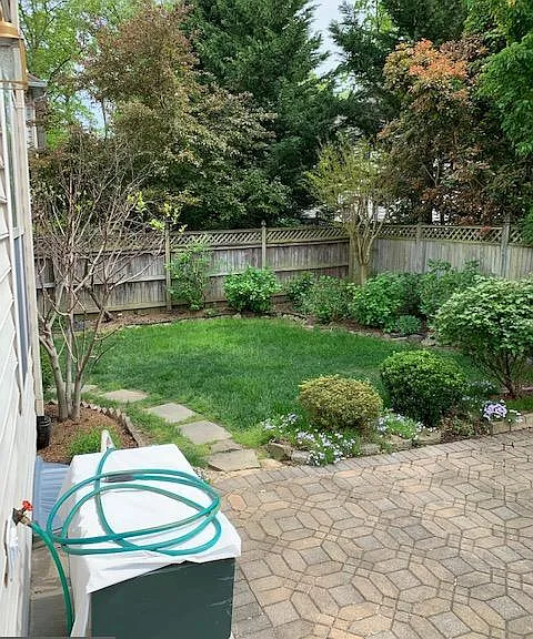 8219 Electric Ave — Photo 6