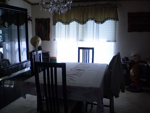 4th image of 17 Juniper Ln