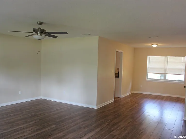 3330 NW 29th Ave — Photo 2