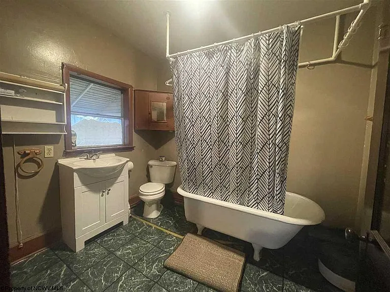 804 Glenn Ave — Photo 12
